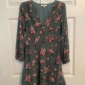 Madewell green floral print size 2 long sleeve dress.